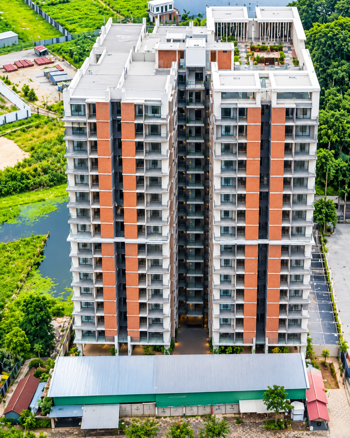 মাত্র ১ কোটি টাকায় ১,৭৫০ স্কয়ার ফিটের ৪ বেডরুমের ফ্ল্যাট ত্রিমোহনী ব্রিজ সংলগ্ন | ১০০ ফিট রোডের পাশে